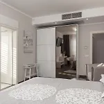 Luxury Carissa *